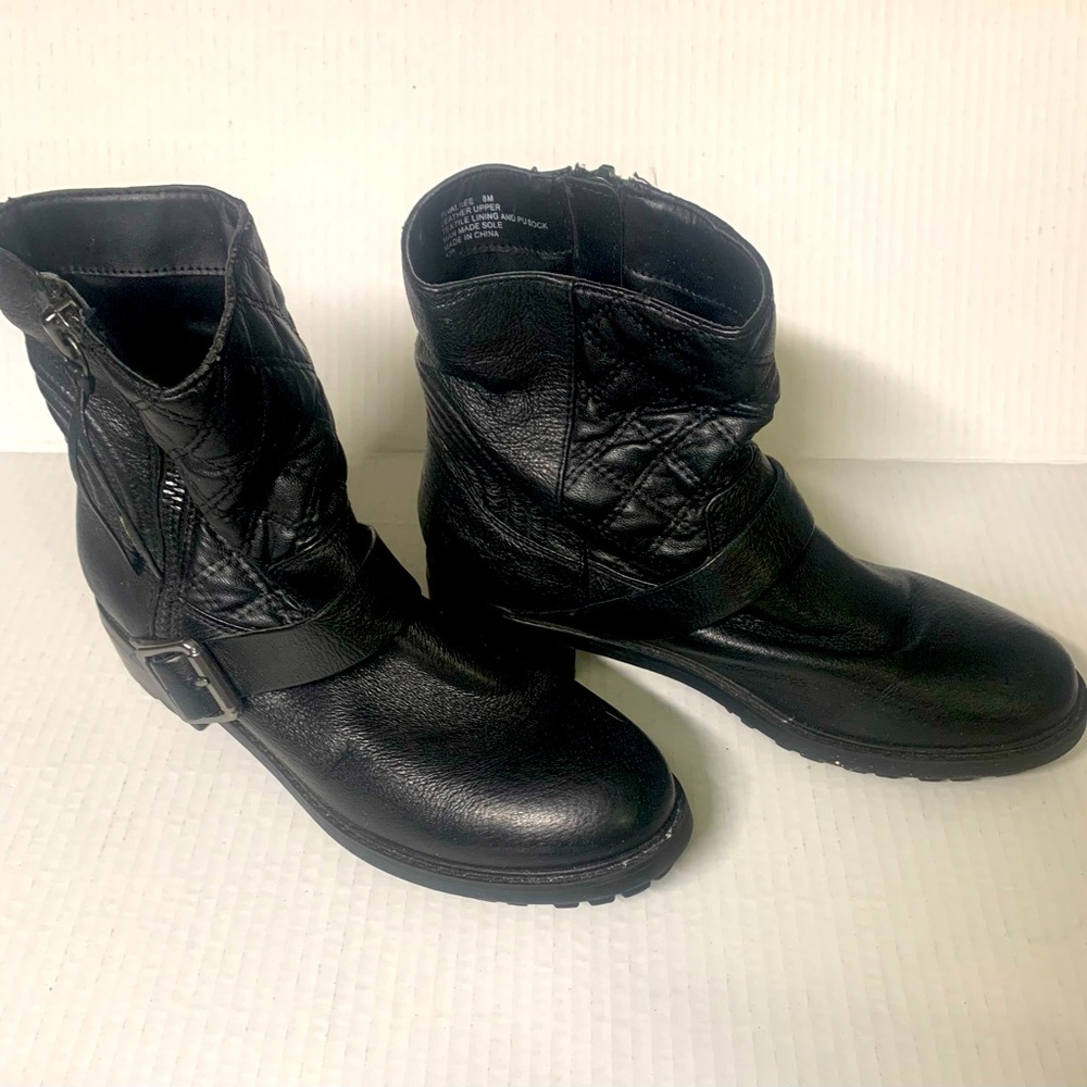 Steve Madden Rivalree Ankle Moto Boots Womens Size 8M Black Leather Zip Buckle